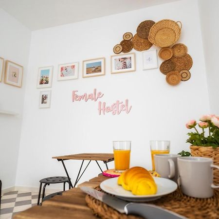 Female Hostel Фару Экстерьер фото
